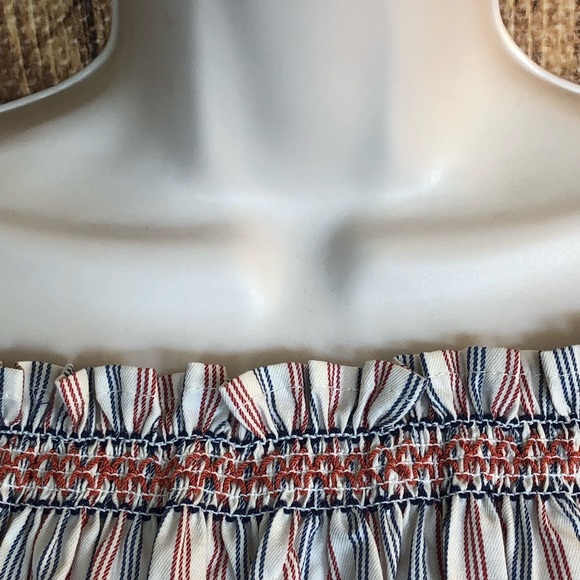 NWT Gianni Bini Magda off the shoulders top - Picture 5 of 8